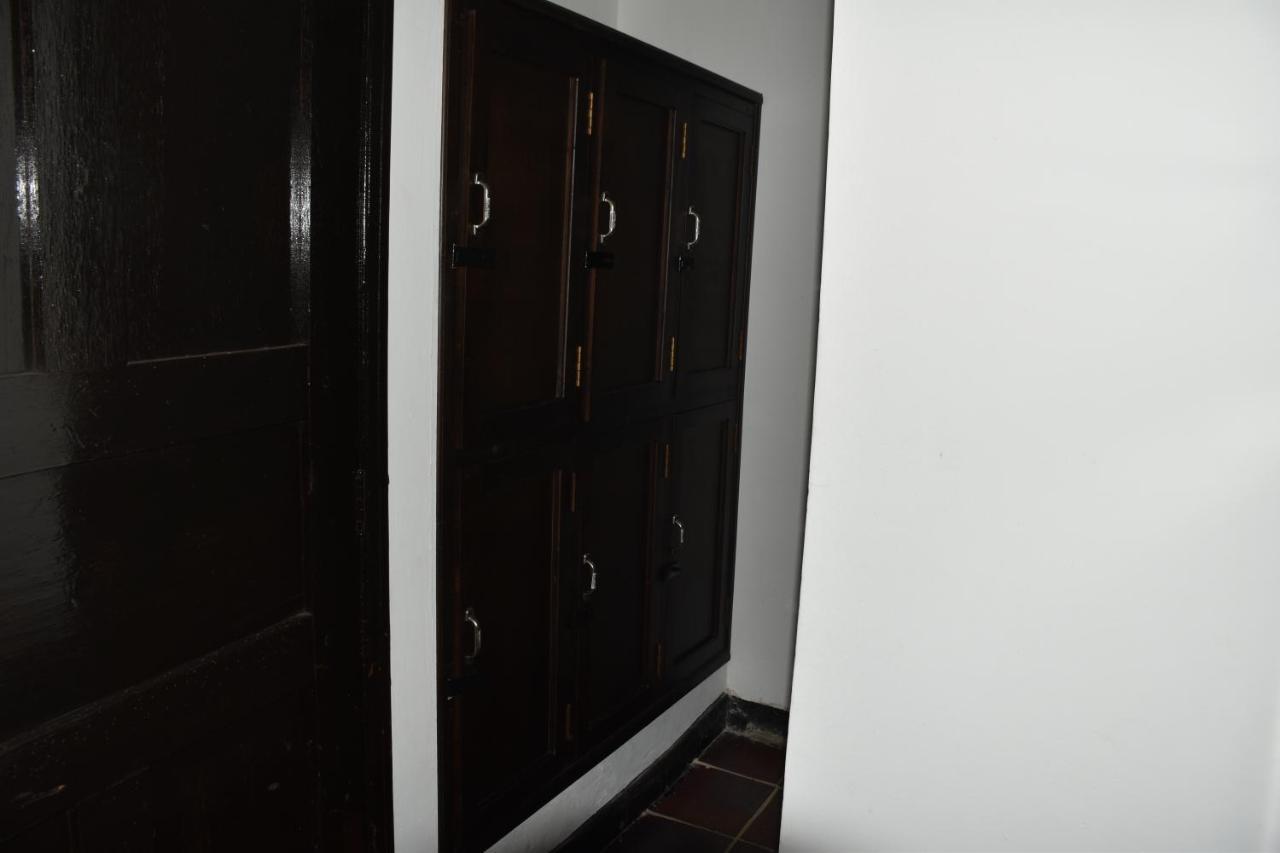 Celavi Hostel Монги Экстерьер фото