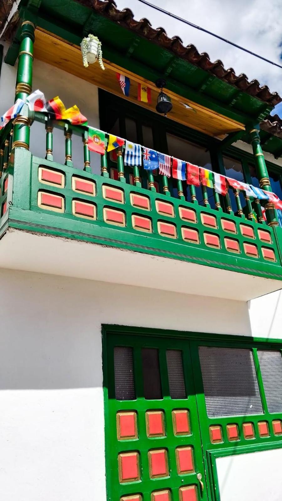 Celavi Hostel Монги Экстерьер фото