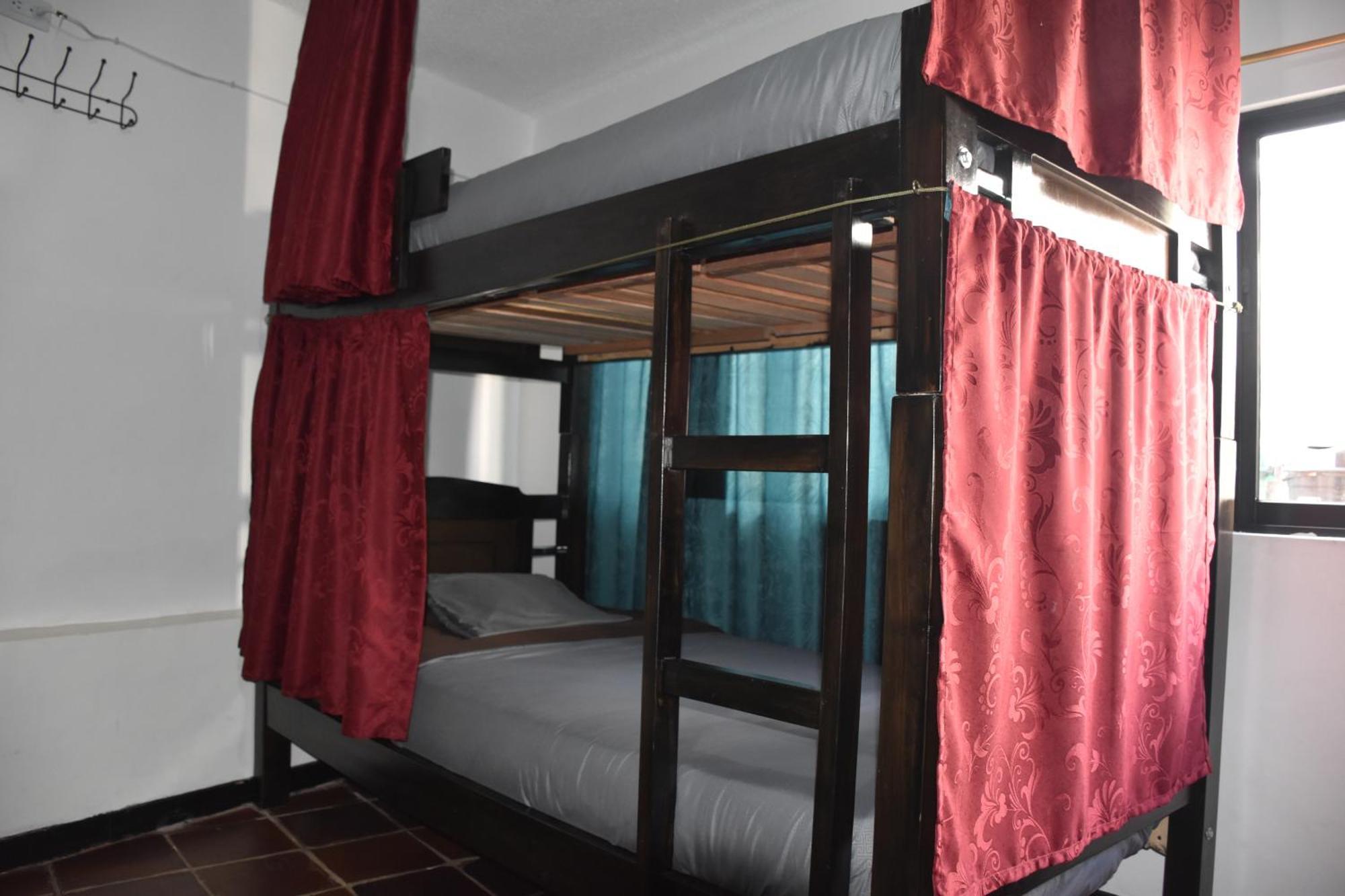 Celavi Hostel Монги Экстерьер фото